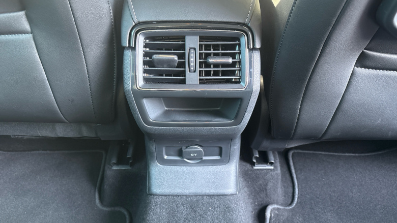 Skoda Karoq 1.5 TSI SE L 5dr DSG Petrol Estate